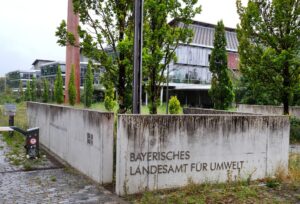 Das Bayerische Landesamt für Umwelt in Augsburg erhält eine neue Leitung. Mit Monika Kratzer leitet künftig erstmals eine Frau die zentrale Umweltfachbehörde des Freistaats. (Archivbild)