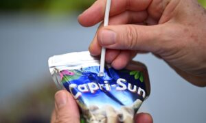 Caprisun will zum Plastikstrohhalm zurückkehren - und sammelt Unterschriften mit einer Online-Petition. (Archivbild)