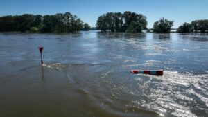 Die Elbe hat für den Hochwasserfall große Überlaufflächen - die werden derzeit gebraucht. (Archiv-Foto)