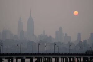 New York lag wegen der Waldbrände in Kanada im Juni unter einer Dunstglocke. (Archivbild)