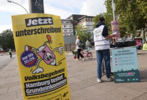 Wollen die Initiatoren mit ihren Volksbegehren erfolgreich sein, müssen sie innerhalb von drei Wochen fast 66.000 Unterschriften sammeln.