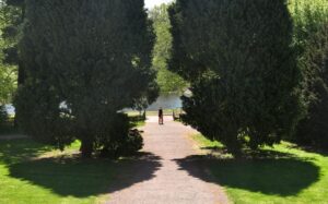 Auch durch den Herzoglichen Park Gotha gehen die Expertenführungen zum Aktionstag, der sich mit den Folgen des Klimawandels für historische Parkanlagen auseinandersetzt. (Archivbild)