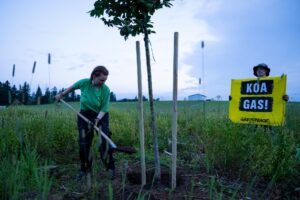 Erdgasbohrungen sind aus Sicht von Greenpeace für das Klima schädlich und für Anwohnende und Umwelt gefährlich. (Archivbild)