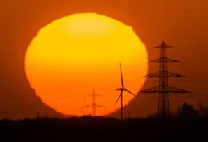 Von ihrem unabhängigen Klimabeirat erhofft sich die hessische Landesregierung Beratung beim Klimaschutz angesichts der Erderwärmung. (Symbolbild)