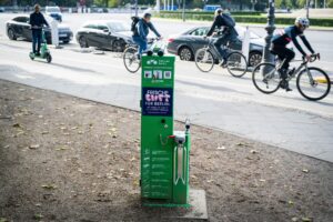 Fahrrad-Reparaturstationen bieten schnelle Hilfe