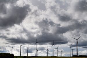 Mit dem Ausbau von Windenergie kann aus Sicht des BUND am meisten CO2 eingespart werden. (Archivbild)