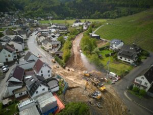 Nach wie vor läuft der Wiederaufbau der Infrastruktur.