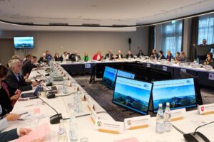 Treffpunkt der Konferenz war das bei der Flut stark beschädigte Hotel in Bad Neuenahr-Ahrweiler.