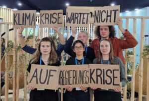 Auch in Baku dabei: Deutsche Aktivisten von Fridays for Future.