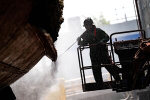 Das Recyclen von ausgemusterten Schiffen soll in Deutschland künftig gefördert werden. (Archivfoto)