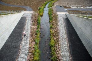 Mit dem neuen Wassergesetz soll der Grundwasserspiegel im Land besser reguliert werden. (Symbolbild)