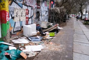 Höhere Bußgelder sollen Müllsünder ausbremsen (Archivbild)