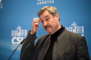 Höher, weiter, schneller: Markus Söder wollte auch beim Klimaschutz besser sein als der Bund. Das ist vorbei.