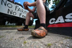 Mehrfach hatten Landwirte in den vergangenen Jahren massiv gegen die Umweltauflagen protestiert. (Archivbild)