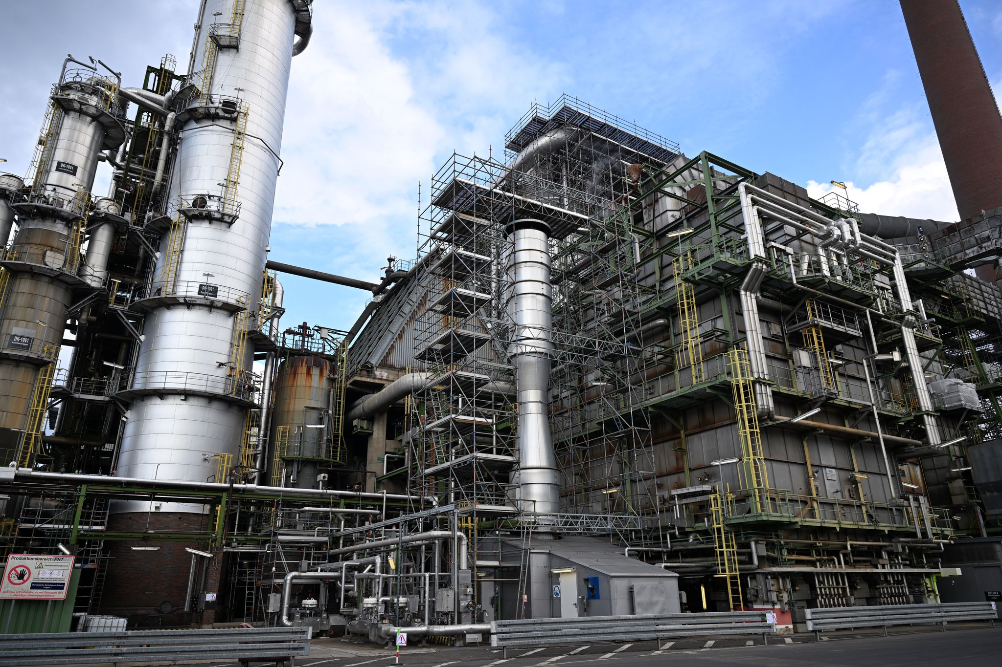 Raffinerie in Wesseling stoppt Kraftstoff-Produktion