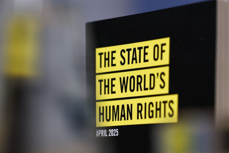 Die Menschenrechtsorganisation Amnesty International zeichnet ein düsteres Zukunftsbild. Foto: Hannes P. Albert/dpa