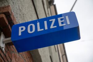 Die Ermittler suchen nun nach Zeugen. (Symbolbild)