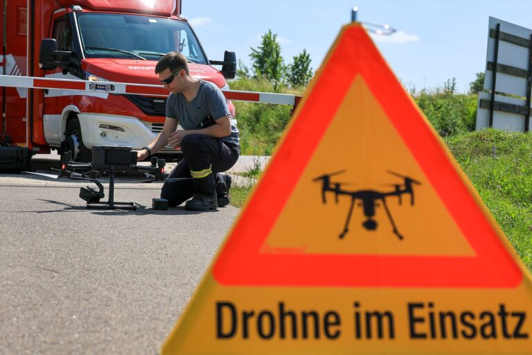 Ein neues Video von einer vermeintlichen Raubkatze zeigt ein wesentlich kleineres Tier. Um welches Tier es sich genau handelt, stand laut Landratsamt am Mittwochmorgen noch nicht zweifelsfrei fest. Foto: Jan Woitas/dpa