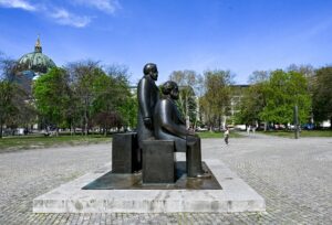 Jetzt geht's los: Das Marx-Engels-Forum soll umgestaltet werden. (Archivfoto)