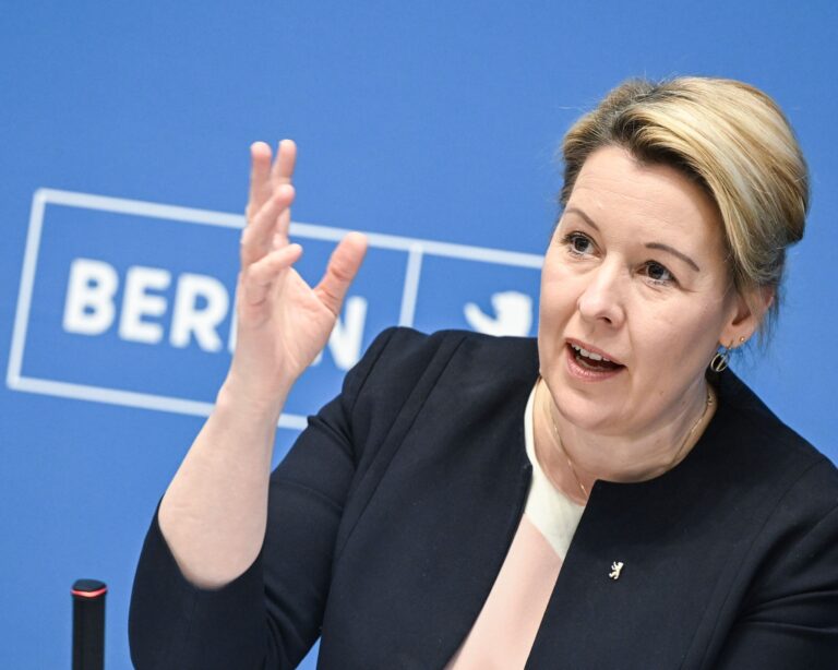 Franziska Giffey (SPD) nimmt für die Bundeshauptstadt an der Wirtschaftsministerkonferenz teil. (Archivbild) Foto: Jens Kalaene/dpa