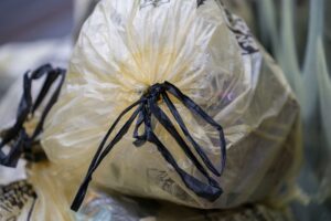 Was darf alles in den Gelben Sack und was nicht? (Archivbild)