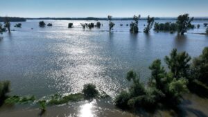Im vergangenen Jahr hatten Hochwasser vor allem im Süden und Osten Sachsen-Anhalts für Überschwemmungen gesorgt. (Archivbild)