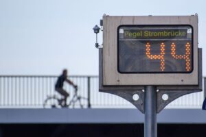 Die Elbe verliert nach Angaben des BUND als Verkehrsweg zunehmend an Bedeutung.