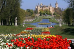 Mit Gartenschauen hat Schwerin gute Erfahrungen gemacht. Nach der Buga 2009 soll es eine weitere als Landesgartenschau geben. (Archivbild)