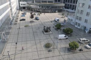 Einer der Hitzehotspots in Jena ist der Ernst-Abbe-Platz.