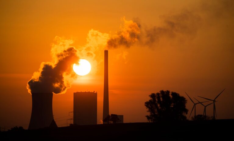 Die Weltwetterorganisation WMO spricht von einem Teufelskreis. (Symbolbild) Foto: Julian Stratenschulte/dpa